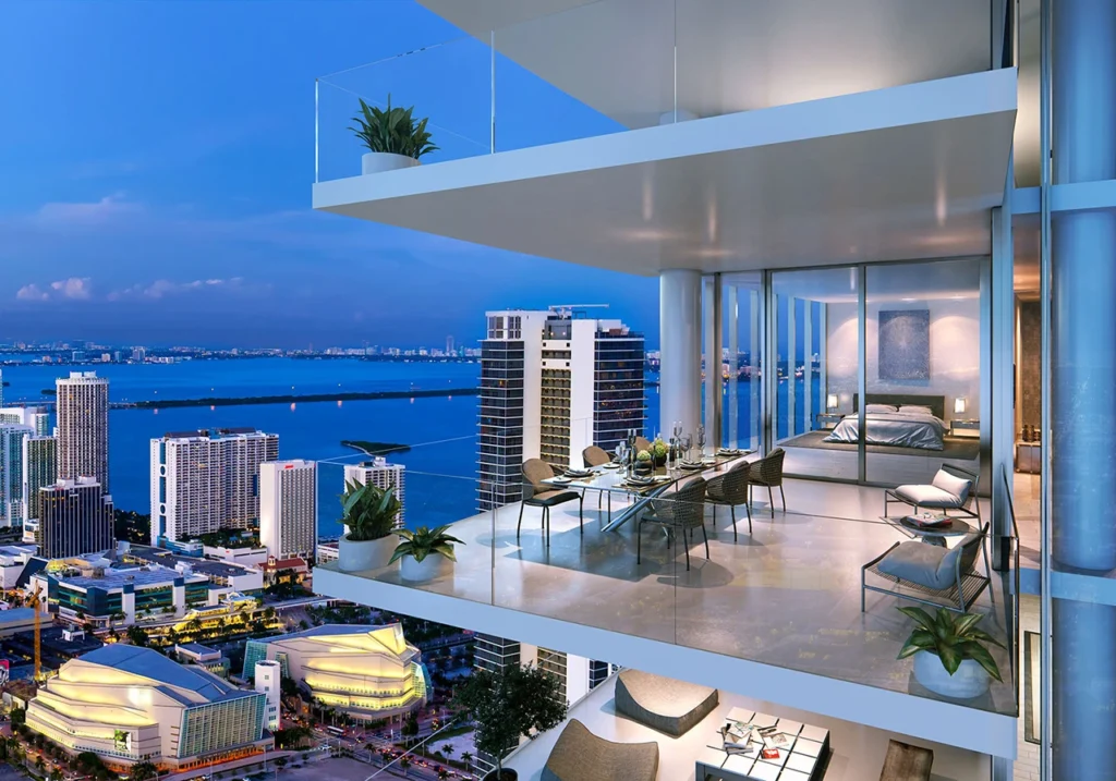 Luxury Condo in Florida