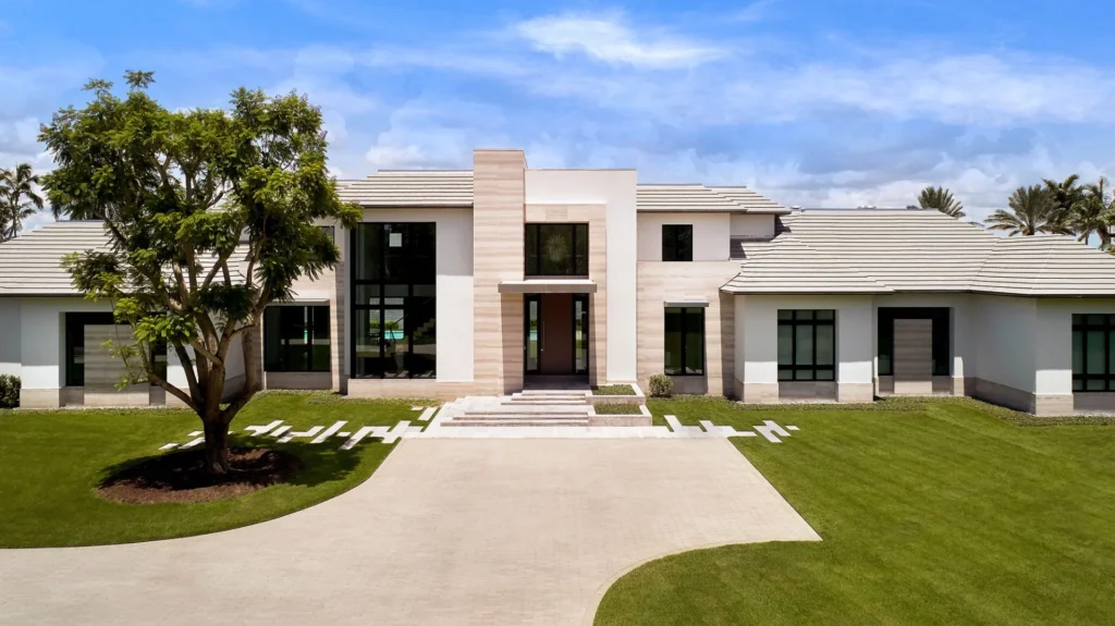 A luxury house in Florida built by one of the Top Florida Luxury Builders